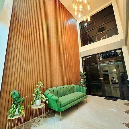 Verra Inn Tagaytay City Exterior foto